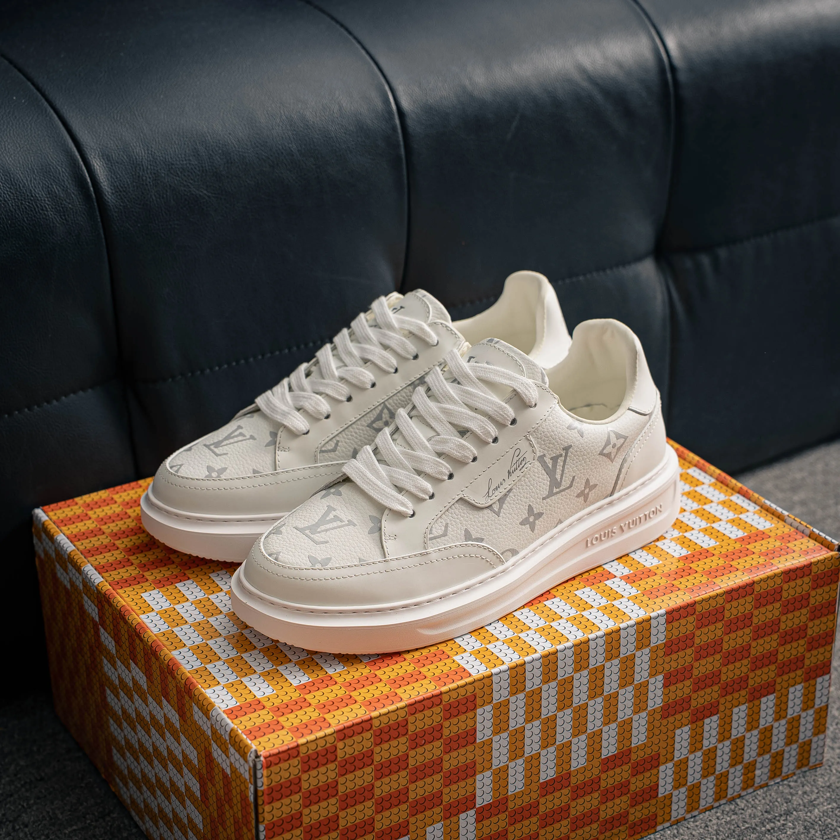 # LOUIS VUITTON Beverly Hills Cowhide Leather Lace-Up Low-Top Skate Shoes Shoes ，